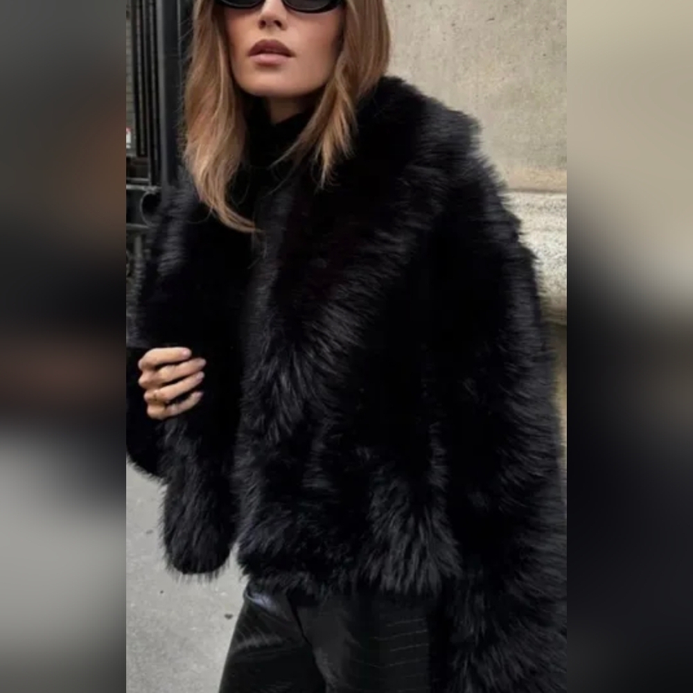 Commense Solid Black Faux Fur Collar Jacket S/M NWT